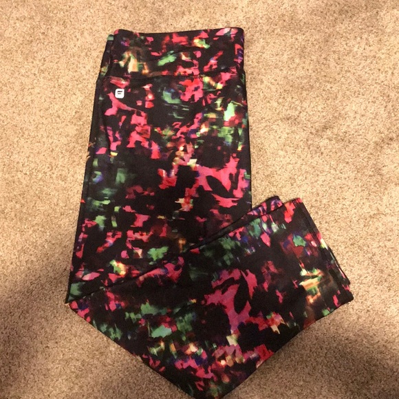 Fabletics Pants - Fabletics Multicolored Capris